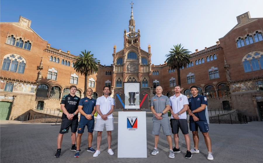 29 d'agost - comenca a Barcelona la "Louis Vuitton Cup"