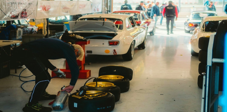 Cotxe i consells per posada a punt el novembre