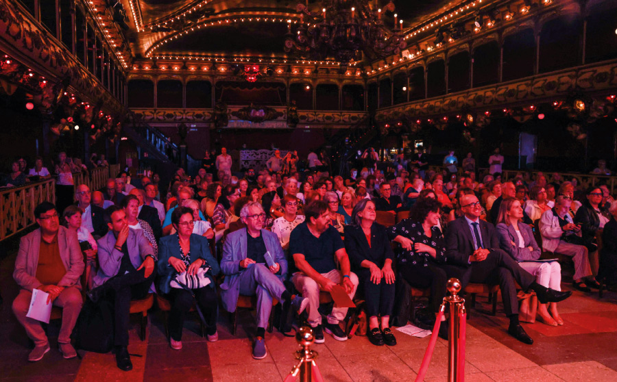 La Paloma de Barcelona celebra a la Gente Mayor
