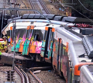 Rodalies 17 dies i mig de l'accident Gelida