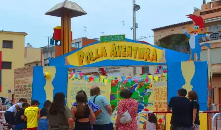 “Polla Aventura”, la falla del Barri de Plaça Nova i Barceloneta